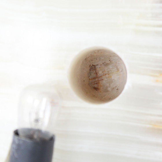 Image 1 of Vintage onyx piramide lamp