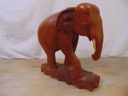 Éléphant en bois vintage de Thaïlande, 1970