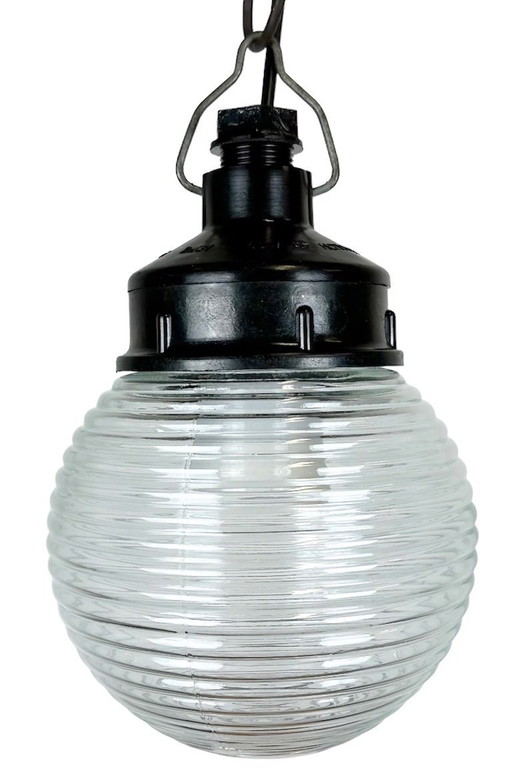 Industrielle Bakelit-Pendelleuchte mit geriffeltem Glas, 1970er Jahre