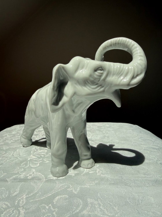 Royal Dux Elephant Figurine White Porcelain Vintage Czech Design – Decorative Objects (photo 2 of 9)
