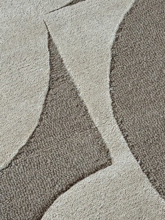 Image 1 of Brink and Campman Orla Kiely carpet Prism Flower mushroom/ecru 