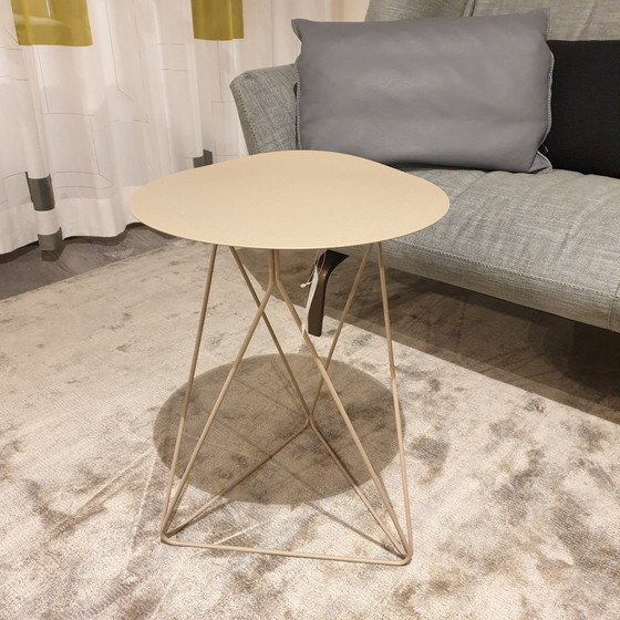 Image 1 of Leolux Coda side table