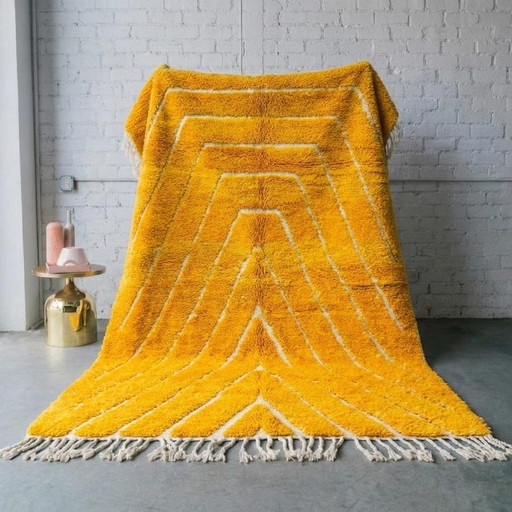 Handwoven Berber rug, traditional natural weaving, 150/350 cm