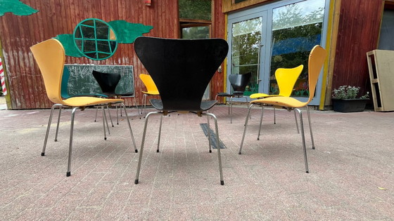 Image 1 of Sedia Fritz Hansen Jacobsen 3107