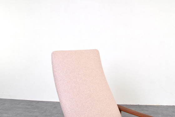 Image 1 of Fauteuil lounge danois en teck du milieu du siècle par Søren Ladefoged pour SL Møbler, années 1960.