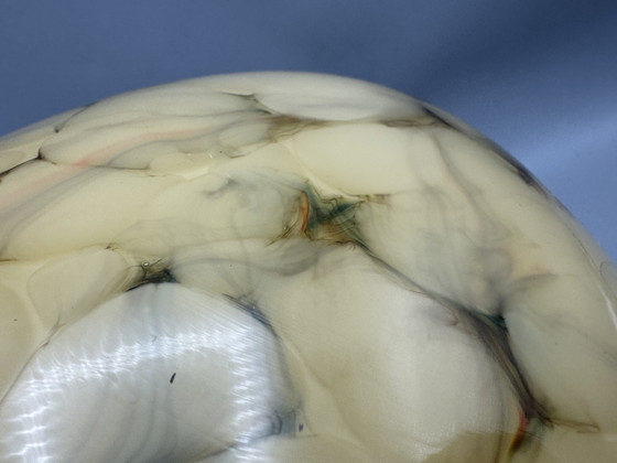 Image 1 of Vintage gemarmerde plafondlamp – elegantie in glas en messing