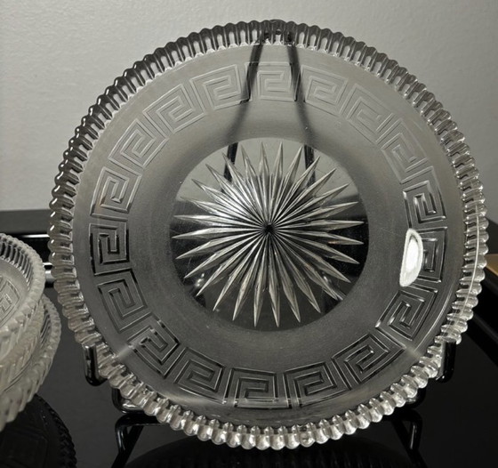 Image 1 of 4 Teller Baccarat 2/2 in antikem griechischem Schlüssel