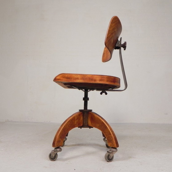 Sedia da ufficio Bauhaus, sedia da studio KRENZER, anni '30 – Sedie girevoli, Ghisa, Legno (photo 7 of 28)