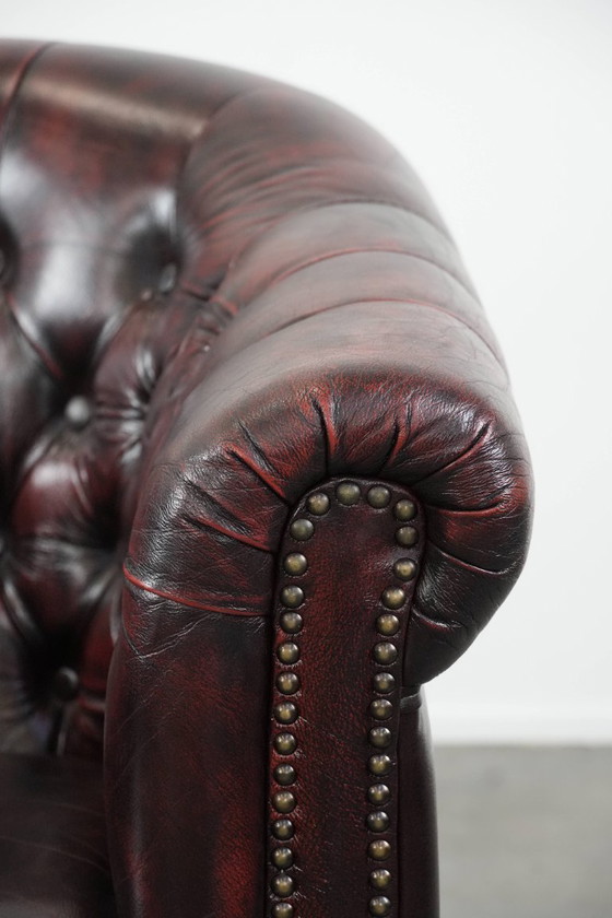 Image 1 of Fauteuil club Chesterfield en cuir de vachette de style anglais classique