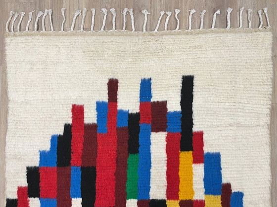 Image 1 of Alfombra marroquí colorida – Expresión cultural – 254 cm x 174 cm
