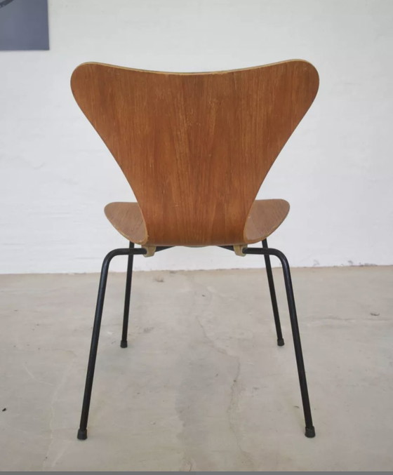 Image 1 of Modell 3107 Esszimmerstühle aus Teakholz von Arne Jacobsen für Fritz Hansen, 3er-Set
