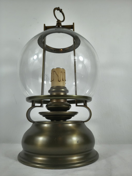 Vintage-Tischlaterne aus Messing mit Glaskugel und Kerzenhalter