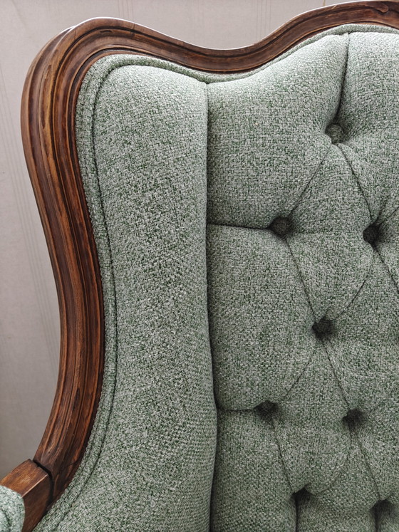 Image 1 of Fauteuil Louis XV capitonné