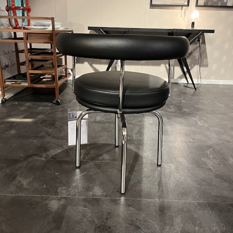 Image 1 of Sedia da pranzo Cassina LC7 Tournant
