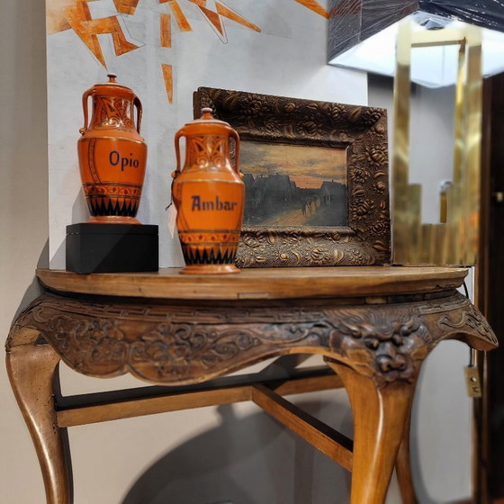 Image 1 of Console demi-lune « Yueyazhuo », bois de Huanghuali, dynastie Qing, vers 1790 – Chine