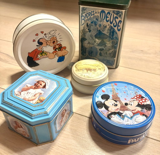 5-Piece Set European Vintage Collectible Tins – Nostalgia & Art Nouveau – decoratieve objecten, Metal