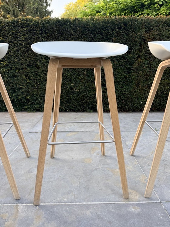4 HAY Barhocker – Plastic, Wood (photo 8 of 10)