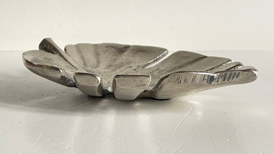 Image 1 of Metal Leaf-Shaped Trinket Tray