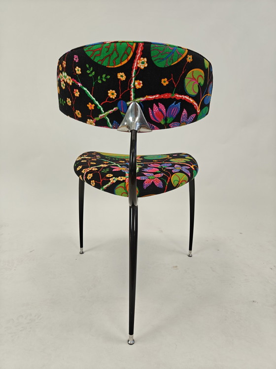 Lande Tripode contro Josef Frank Teheran – Sedie da pranzo, Metal, Textile (photo 4 of 9)