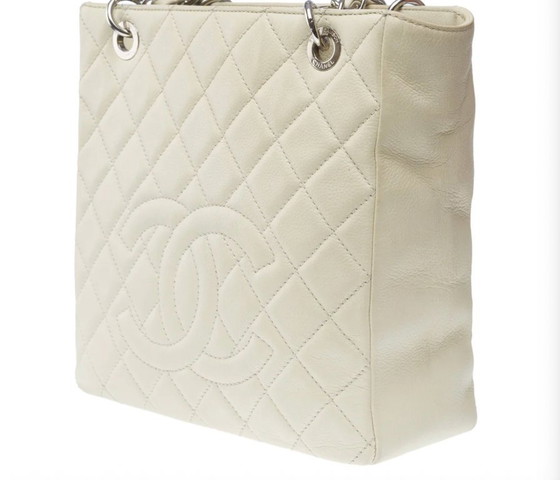 Image 1 of Sac CHANEL Petite Shopping Tote en Cuir Beige - 101699 Prix de vente5