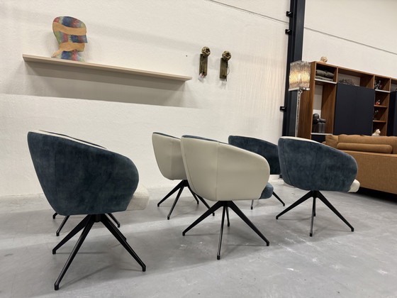 Image 1 of 6 HE Design Tula Drehstuhl, Esszimmer, Lederbezug