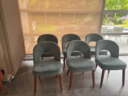 6 dining chairs and matching Morres ottoman