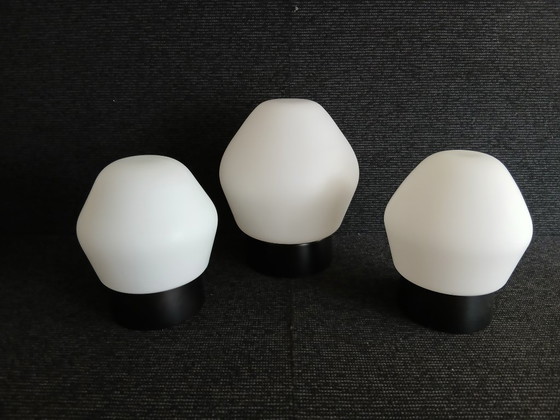 Image 1 of Lampade da soffitto (3) - Vetro opalino - Philips - Vintage