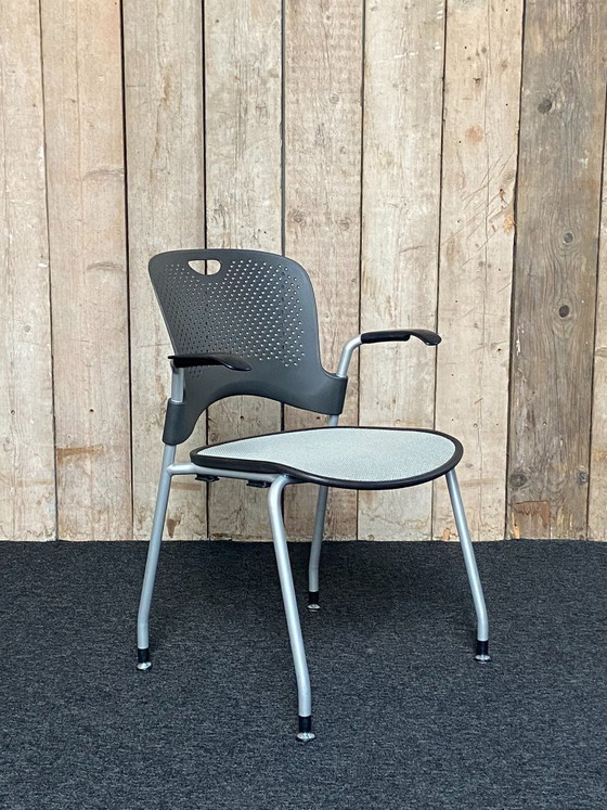 Herman Miller Caper Vergaderstoel – Metal, Plastic (photo 4 of 5)