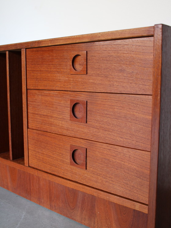 Mueble para discos de vinilo danés antiguo de teca. – Muebles TV, Wood, Vintage (photo 8 of 8)