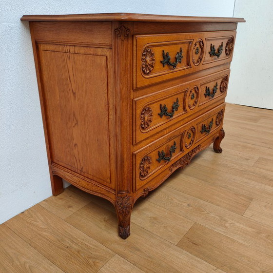 Image 1 of Vintage Louis XV chest of drawers, dresser, small drawer