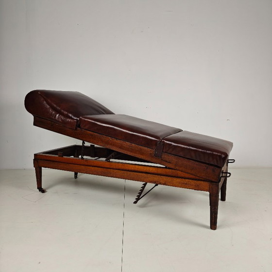 Lit d'hôpital militaire anglais ancien – XIXe siècle – Lits 1 personne, Wood, Leather (photo 5 of 16)