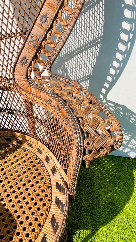 Image 1 of Fauteuil XL Peacock « Emmanuelle » en rotin. Vintage années 70.