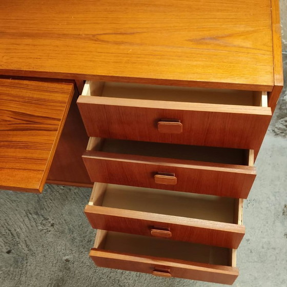 Vintage Scandinavian teak Sideboard with desk shelf, 1960s – Wood (photo 3 of 6)