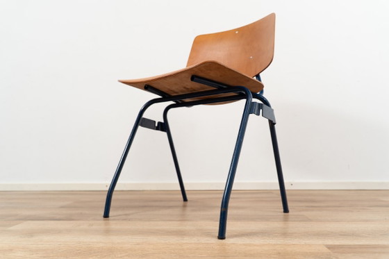 Sillas industriales de Kho Liang Ie – car katwijk, Sillas de comedor, Madera, Metal (photo 4 of 6)