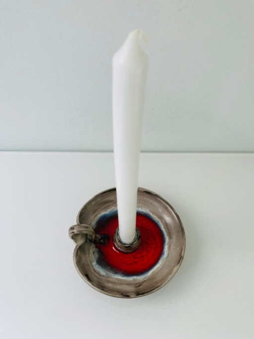 Vintage-Kerzenständer im Retro-Stil mit roter Lavaglasur