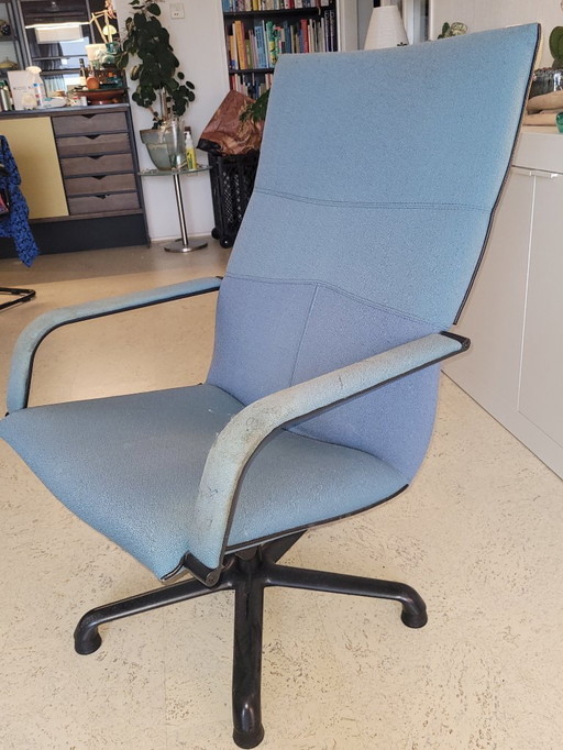 Artifort draaifauteuil vijfpotig