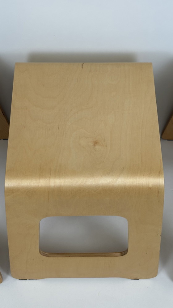 Image 1 of 3 taburetes Benjamin de IKEA de los años 90 y mesa auxiliar Norinder
