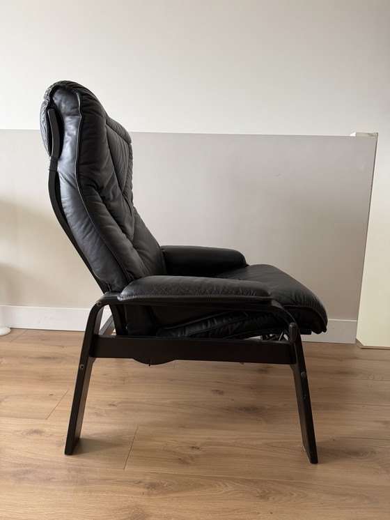 Image 1 of Skoghaug Industries leren relaxfauteuil uit de jaren 70/80.