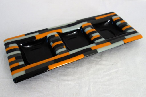 Fusing glass decorative dish by Itay Faingold