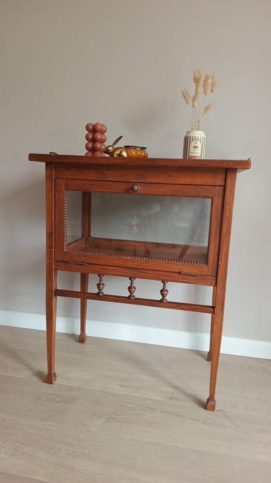 Image 1 of Beautiful vintage tea cabinet with a clear cut star