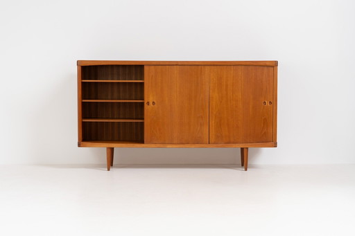 Exceptional highboard by Henry W. Klein for Bramin in teak (Denmark, 1960s).