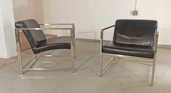 Image 1 of Set of 2 black leather and chrome easy chairs 
