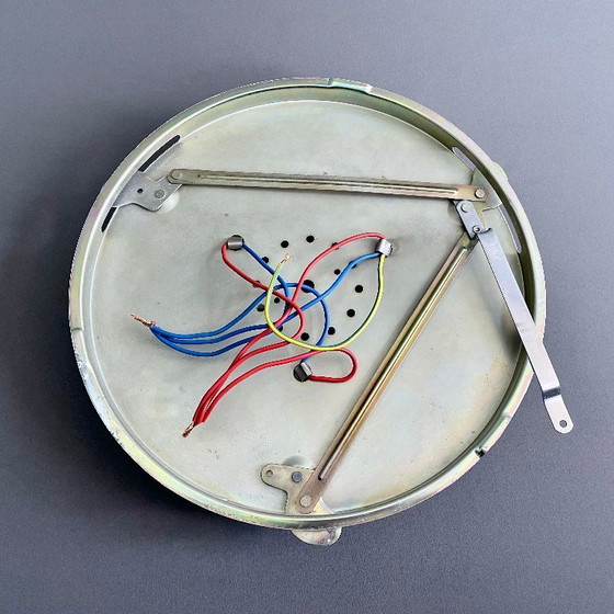 Image 1 of XL Vintage 1970s-80s Murano blown glass swirled ceiling lamp. Three-light, 45 cm diameter.