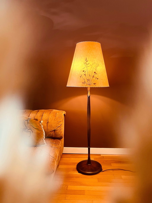Lampadaire unique pour herbier