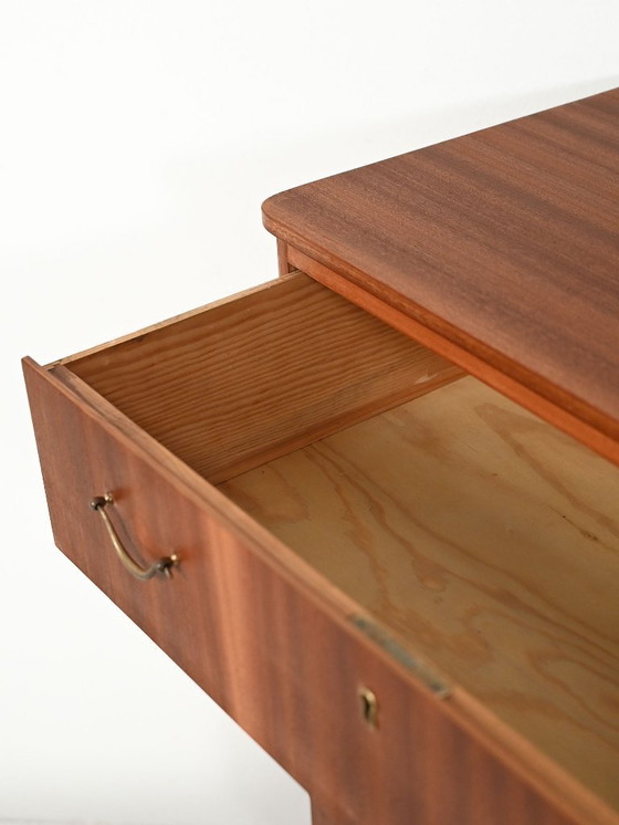 Image 1 of Cassettiera scandinava in mogano anni '50-'60