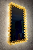 Lampada specchio vintage Hillebrand in acrilico