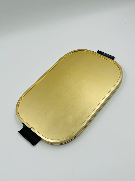 Kaymet dienblad van goud geanodiseerd aluminium, Tafelaccessoires, Metaal, Kunststof, Gold, Modern (foto 7 van 9)