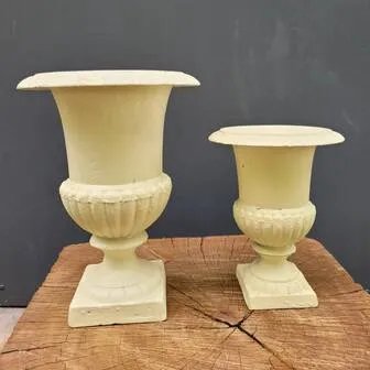 Cast iron garden vase cream white large, Plant pot, Vintage (photo 5 of 7)