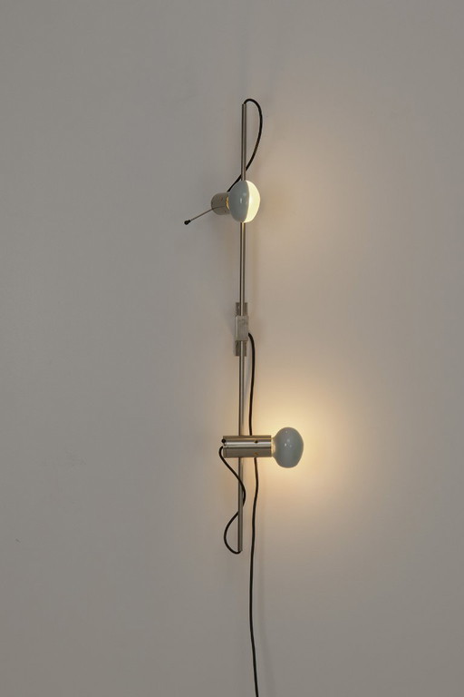 Aplique de pared modelo 1110 - Tito Agnoli para Oluce