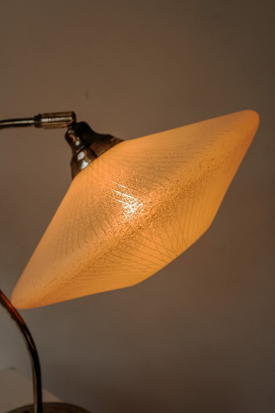 Image 1 of Set of 2 vintage brass table lamps with glass shades